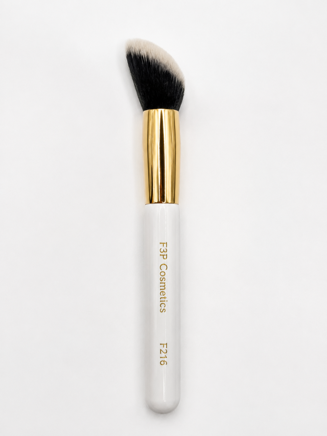 F216 Pressed Powder/ Blush Brush